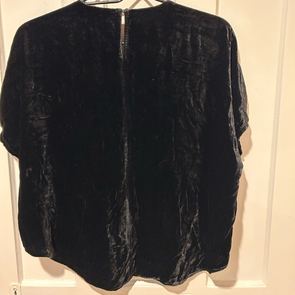 Madewell velvet top. EUC size medium. - Picture 6 of 8